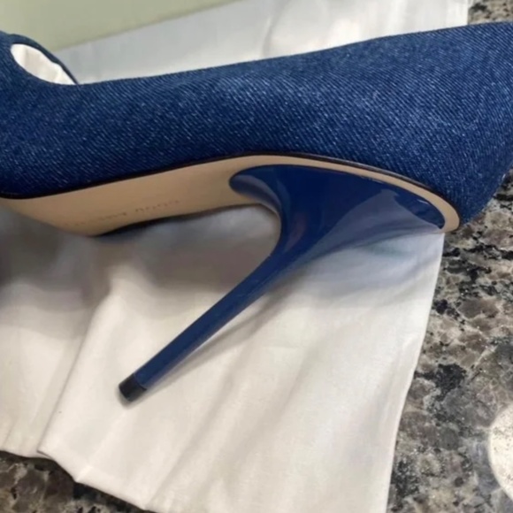 Good American Classic Denim Stiletto - Picture 5 of 6